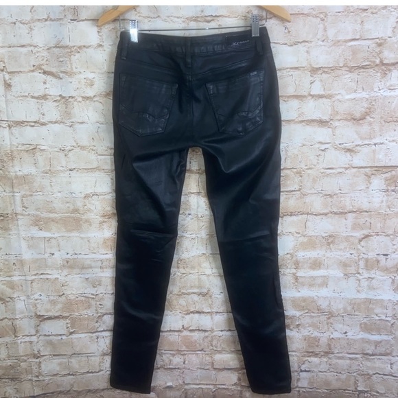 Cult of Individuality Zen Mid Rise Skinny Jean Pants in Black Size 26 NWT - Picture 5 of 7